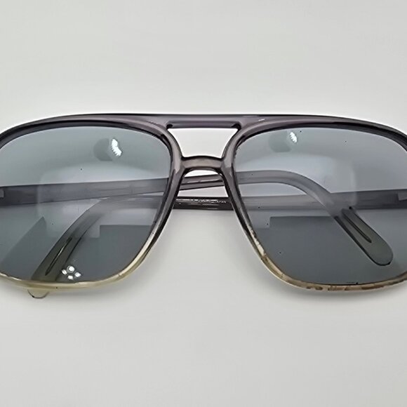 Bill Blass 3300 Universal Crystal Grey Frame Blue Glass Lens Aviator Sunglasses - Picture 14 of 16